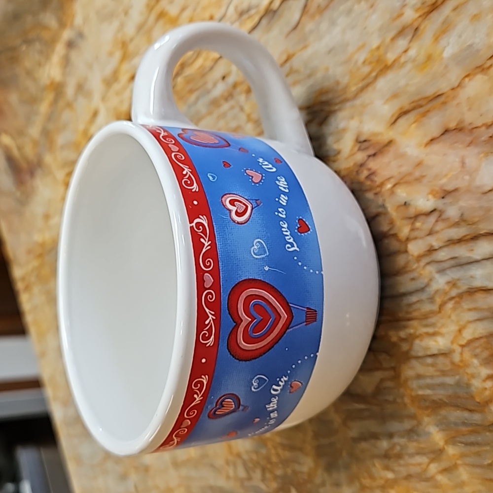 LOVE IS IN THE AIR coffee mug Valentine